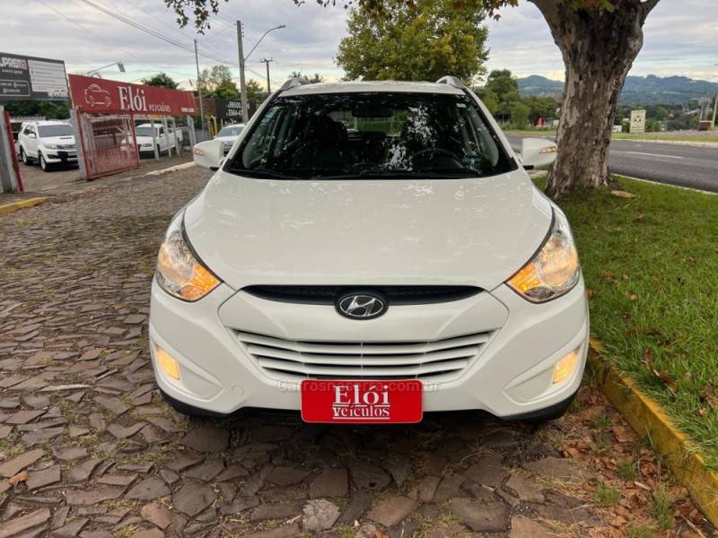 HYUNDAI - IX35 - 2013/2014 - Branca - R$ 76.900,00