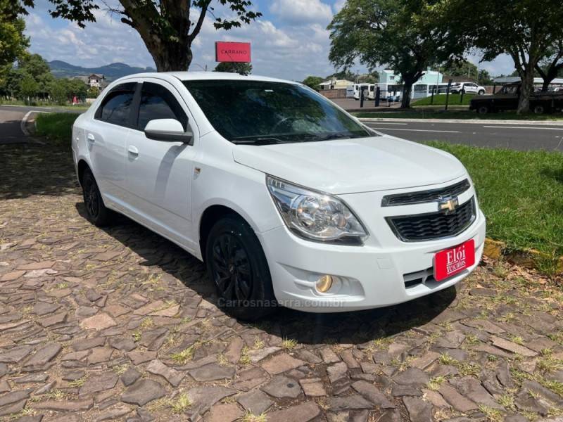 CHEVROLET - COBALT - 2013/2013 - Branca - R$ 43.900,00
