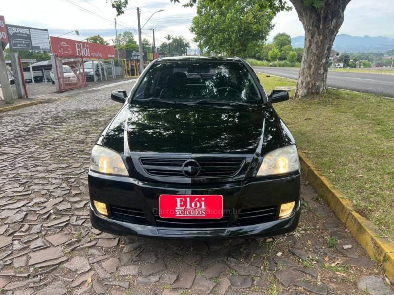 CHEVROLET - ASTRA - 2008/2009 - Preta - R$ 34.900,00