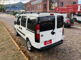 FIAT - DOBLÓ - 2015/2016 - Branca - R$ 63.900,00