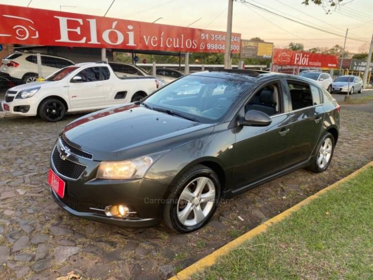 CHEVROLET - CRUZE - 2012/2012 - Cinza - R$ 69.900,00