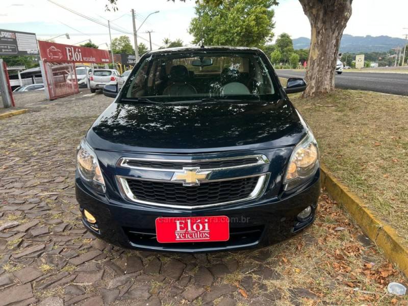 CHEVROLET - COBALT - 2013/2014 - Azul - R$ 48.900,00