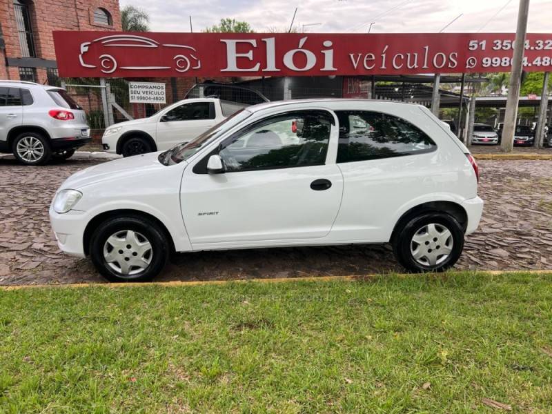CHEVROLET - CELTA - 2010/2011 - Branca - R$ 29.900,00