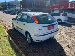 FORD - FOCUS - 2005/2005 - Branca - R$ 25.900,00