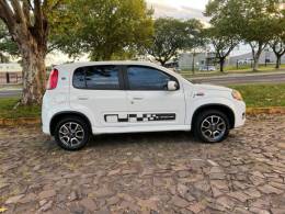 FIAT - UNO - 2011/2012 - Branca - R$ 39.900,00