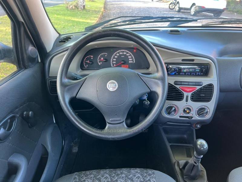 FIAT - PALIO - 2007/2008 - Branca - R$ 27.900,00