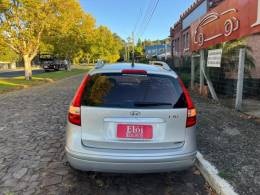 HYUNDAI - I30 CW - 2011/2012 - Prata - R$ 53.900,00