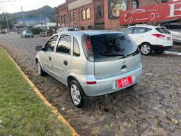 CHEVROLET - CORSA - 2011/2012 - Prata - R$ 35.900,00