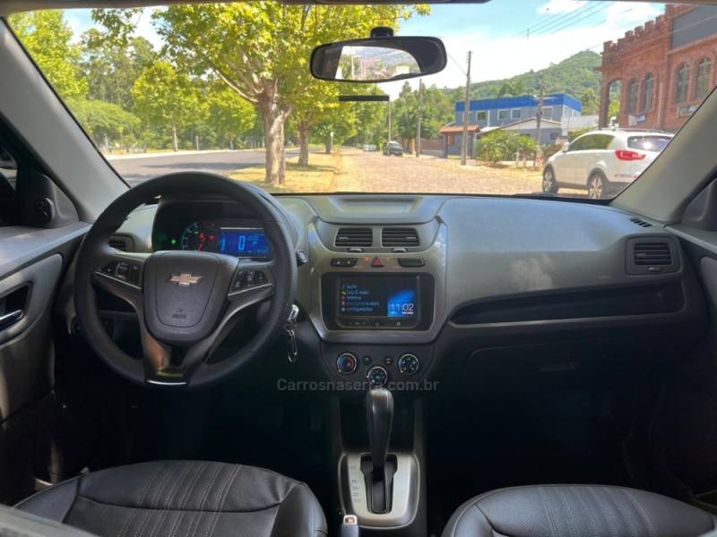 CHEVROLET - COBALT - 2013/2014 - Cinza - R$ 49.900,00
