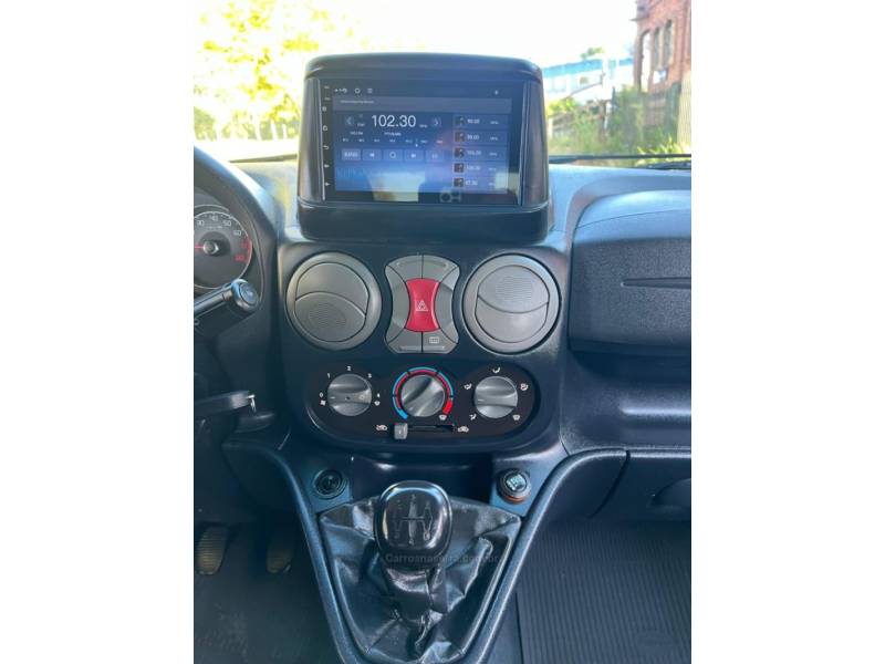 FIAT - DOBLÓ - 2014/2015 - Prata - R$ 59.900,00