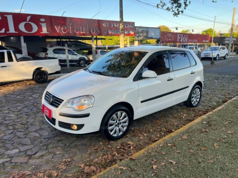 VOLKSWAGEN - POLO - 2009/2010 - Branca - R$ 38.900,00