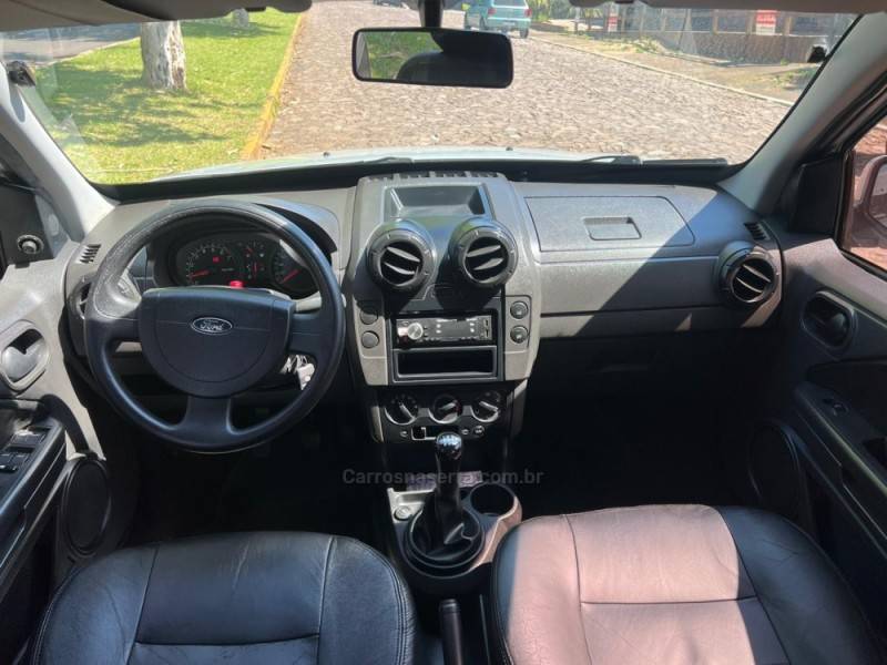 FORD - ECOSPORT - 2009/2009 - Prata - R$ 36.900,00