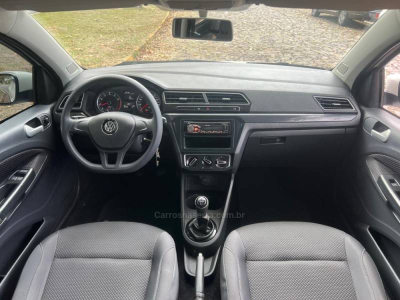 VOLKSWAGEN - SAVEIRO - 2016/2017 - Branca - R$ 71.900,00