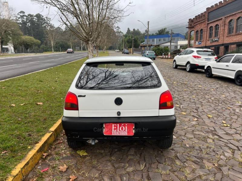 VOLKSWAGEN - GOL - 1997/1997 - Branca - R$ 11.900,00