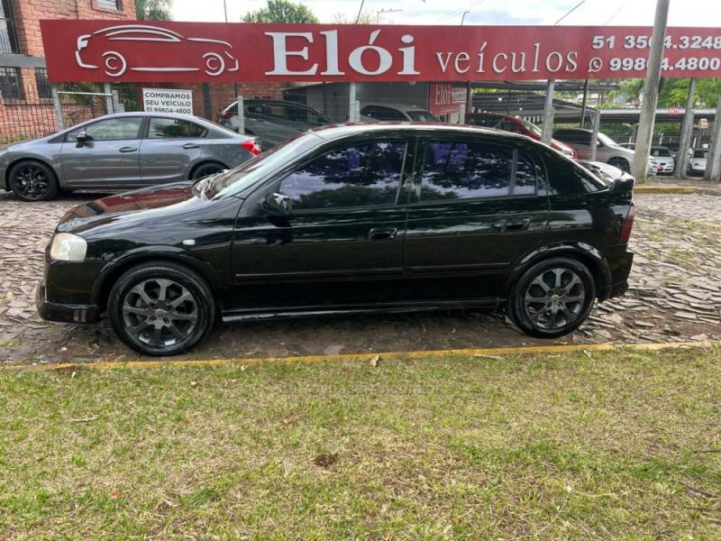 CHEVROLET - ASTRA - 2008/2009 - Preta - R$ 34.900,00