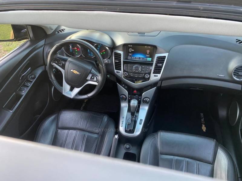 CHEVROLET - CRUZE - 2012/2012 - Cinza - R$ 69.900,00