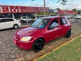 CHEVROLET - CELTA - 2008/2009 - Vermelha - R$ 25.900,00