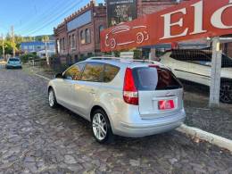 HYUNDAI - I30 CW - 2011/2012 - Prata - R$ 53.900,00