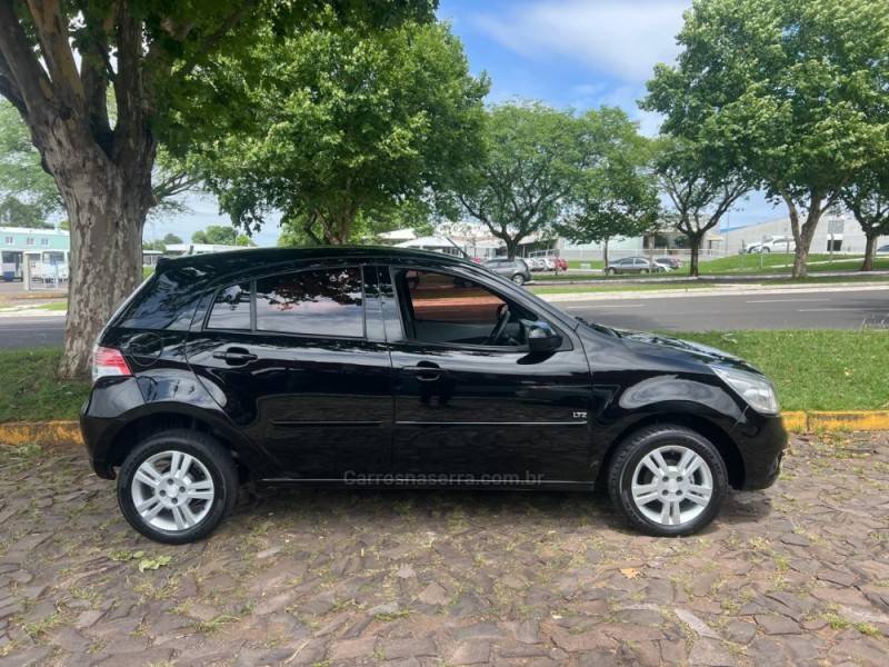 CHEVROLET - AGILE - 2011/2011 - Preta - R$ 35.900,00
