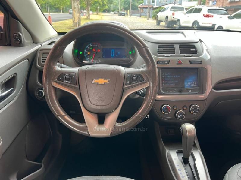 CHEVROLET - COBALT - 2013/2014 - Azul - R$ 48.900,00