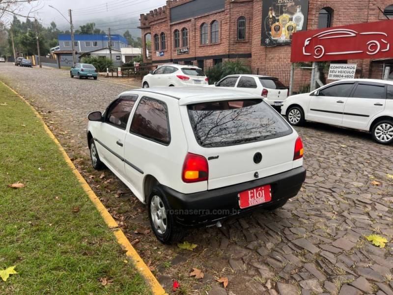 VOLKSWAGEN - GOL - 1997/1997 - Branca - R$ 11.900,00