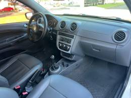 VOLKSWAGEN - SAVEIRO - 2011/2011 - Branca - R$ 47.900,00