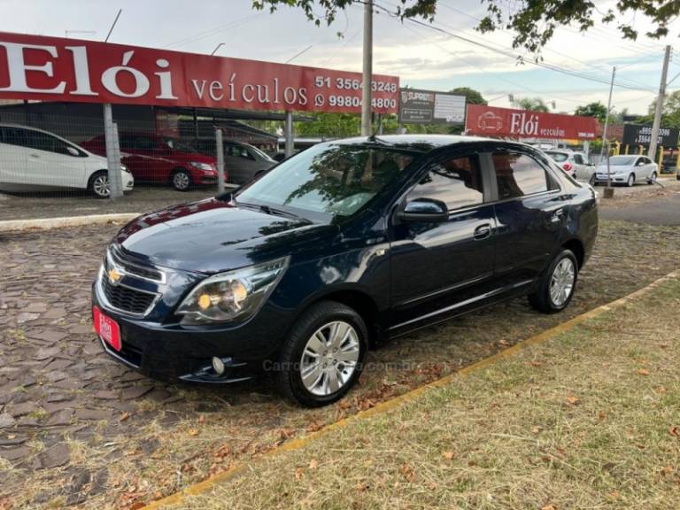 CHEVROLET - COBALT - 2013/2014 - Azul - R$ 48.900,00