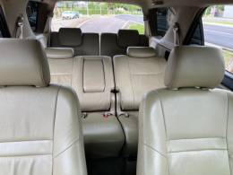 TOYOTA - HILUX SW4 - 2013/2014 - Branca - R$ 154.900,00