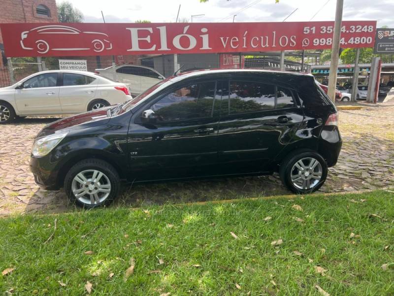 CHEVROLET - AGILE - 2011/2011 - Preta - R$ 35.900,00