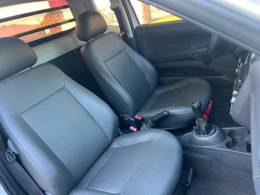 VOLKSWAGEN - SAVEIRO - 2011/2011 - Branca - R$ 47.900,00