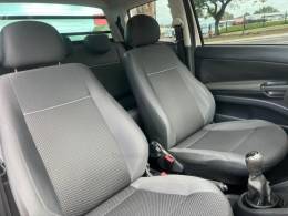 VOLKSWAGEN - SAVEIRO - 2016/2017 - Branca - R$ 71.900,00