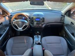 HYUNDAI - I30 CW - 2011/2012 - Prata - R$ 53.900,00
