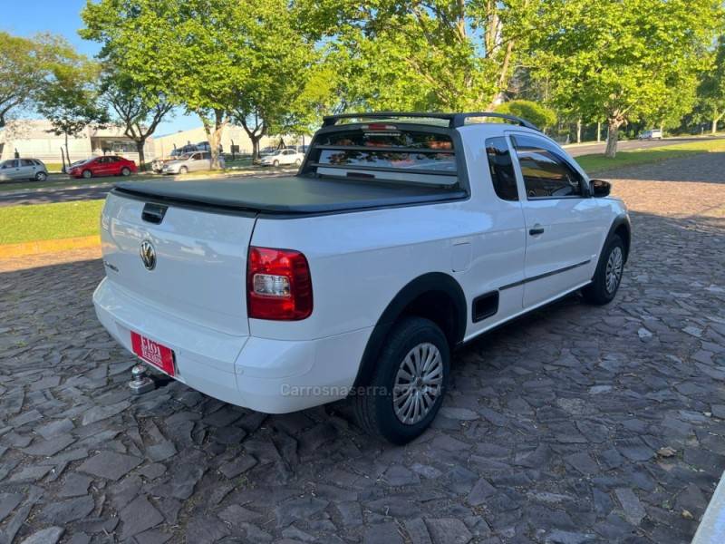 VOLKSWAGEN - SAVEIRO - 2011/2011 - Branca - R$ 47.900,00