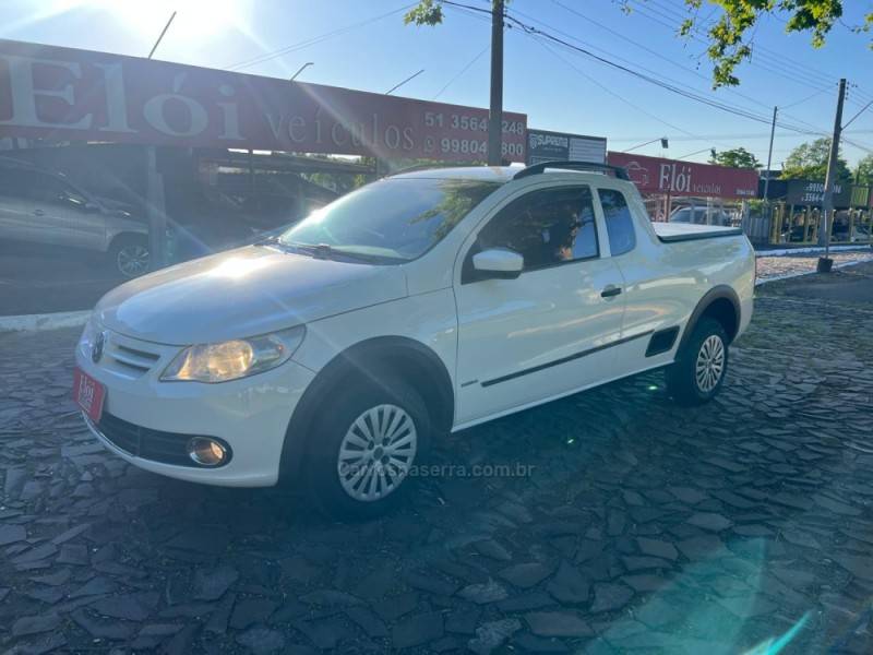 VOLKSWAGEN - SAVEIRO - 2011/2011 - Branca - R$ 47.900,00